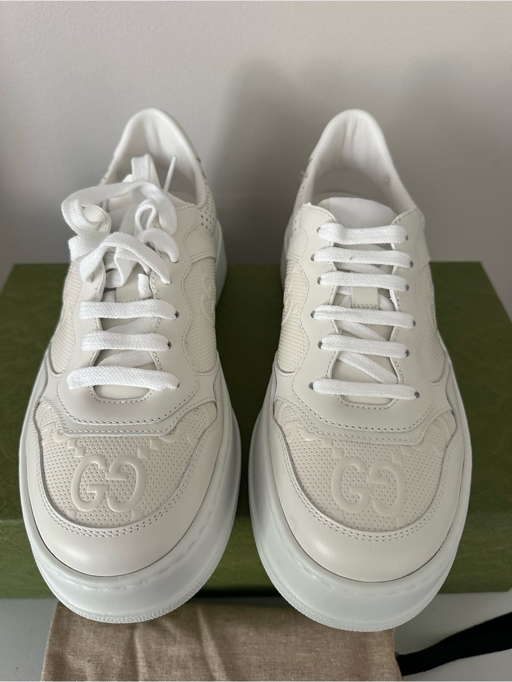 Gucci White GG Low Top Platform Sneakers 40.5 - Picture 3 of 7
